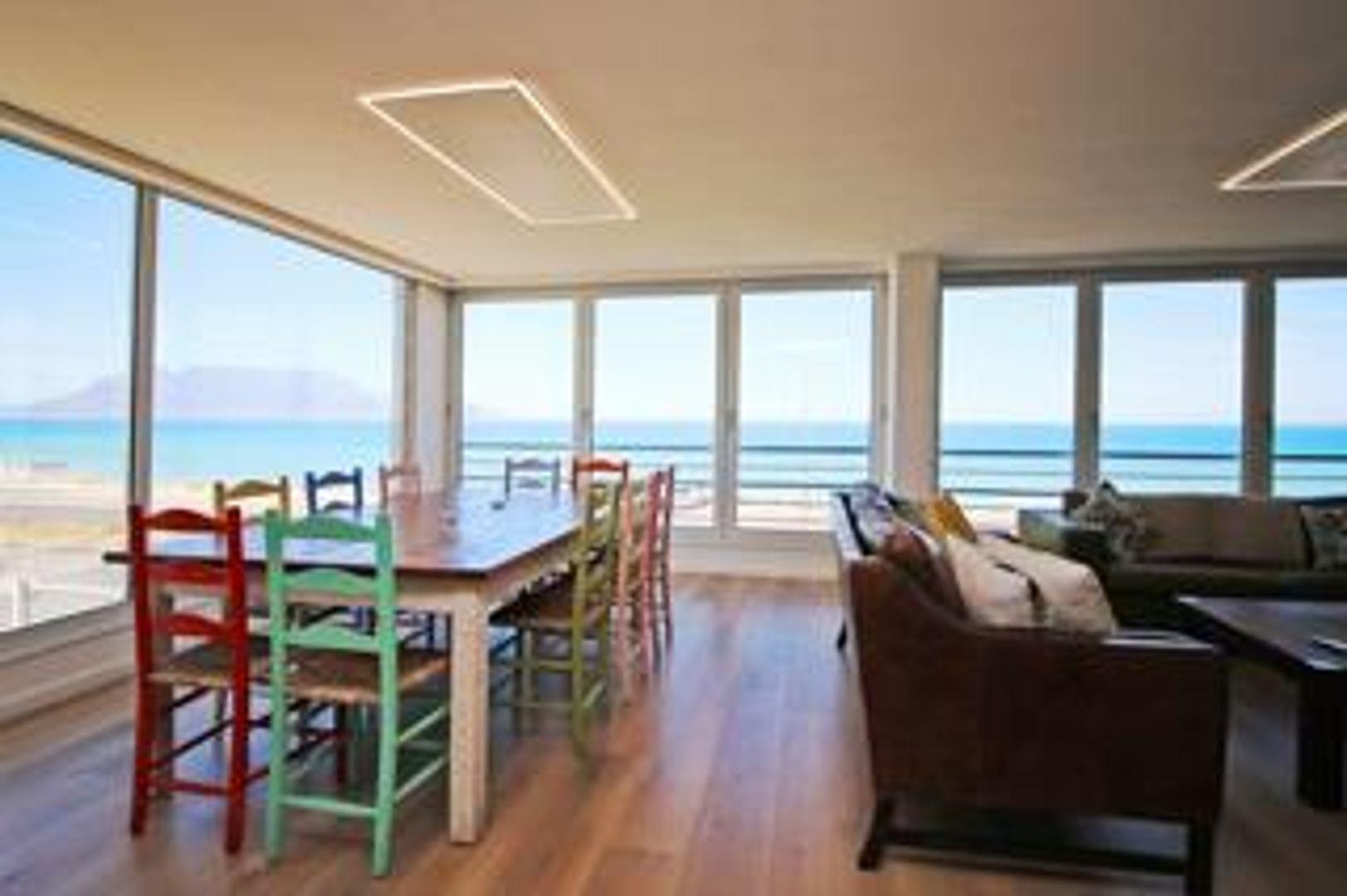3 Bedroom Property for Sale in Bloubergrant Western Cape